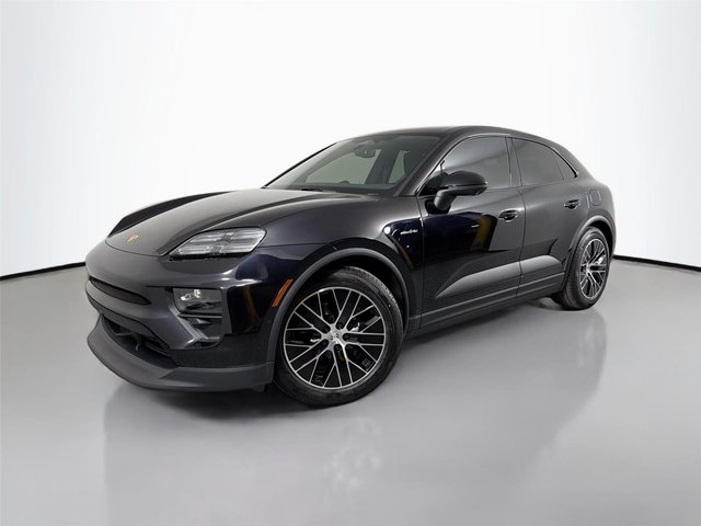 2026 Porsche Macan 4 Electric