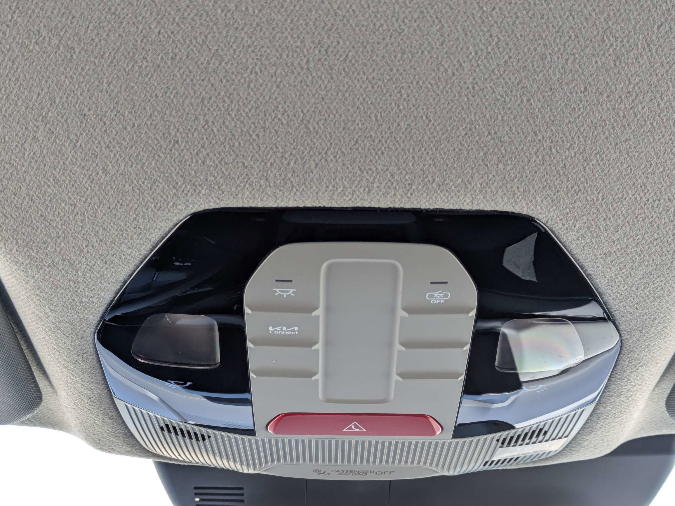 New 2027 Ivory Silver Kia S image 23