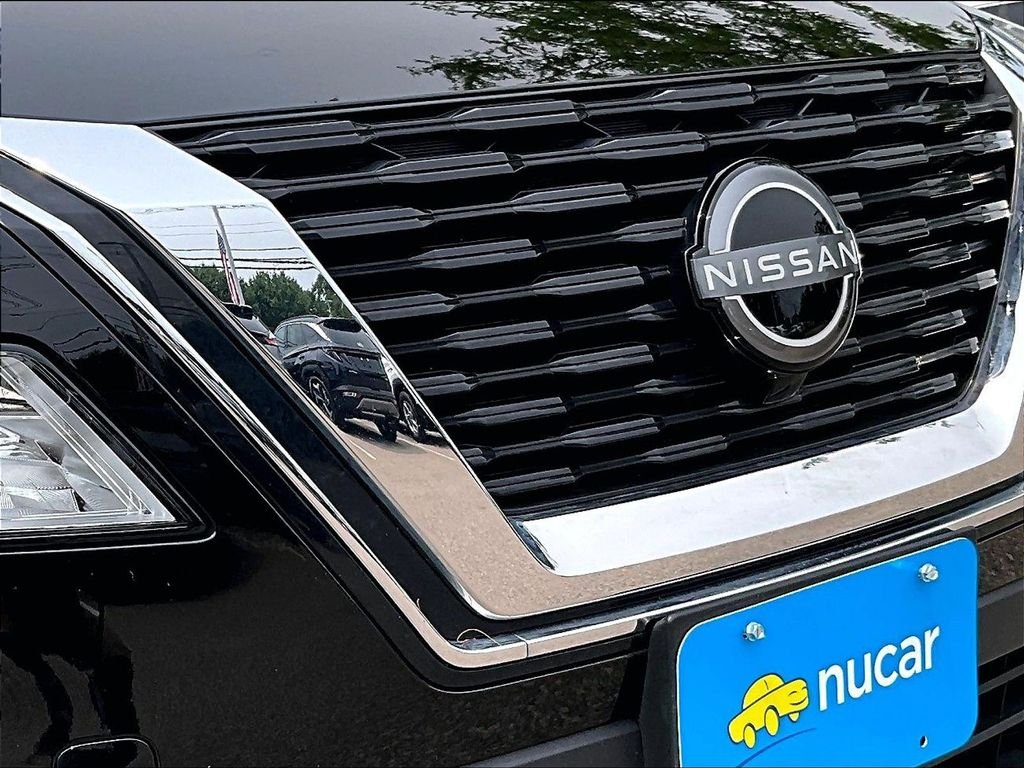 Used 2023 Black Nissan SV image 30