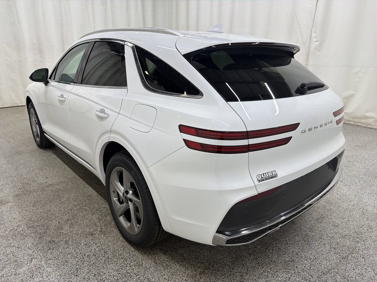 New 2027 Uyuni White Genesis 2.5T image 9