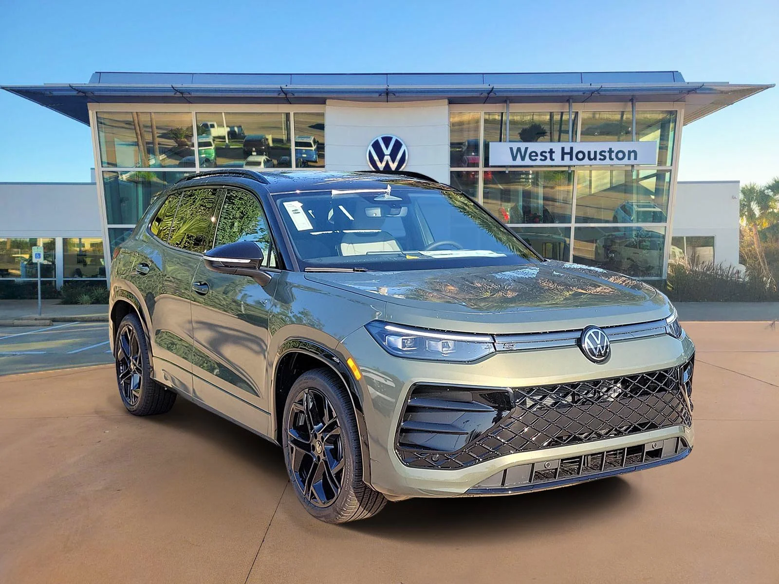 New 2026 Green Volkswagen SE R-Line Black image 2
