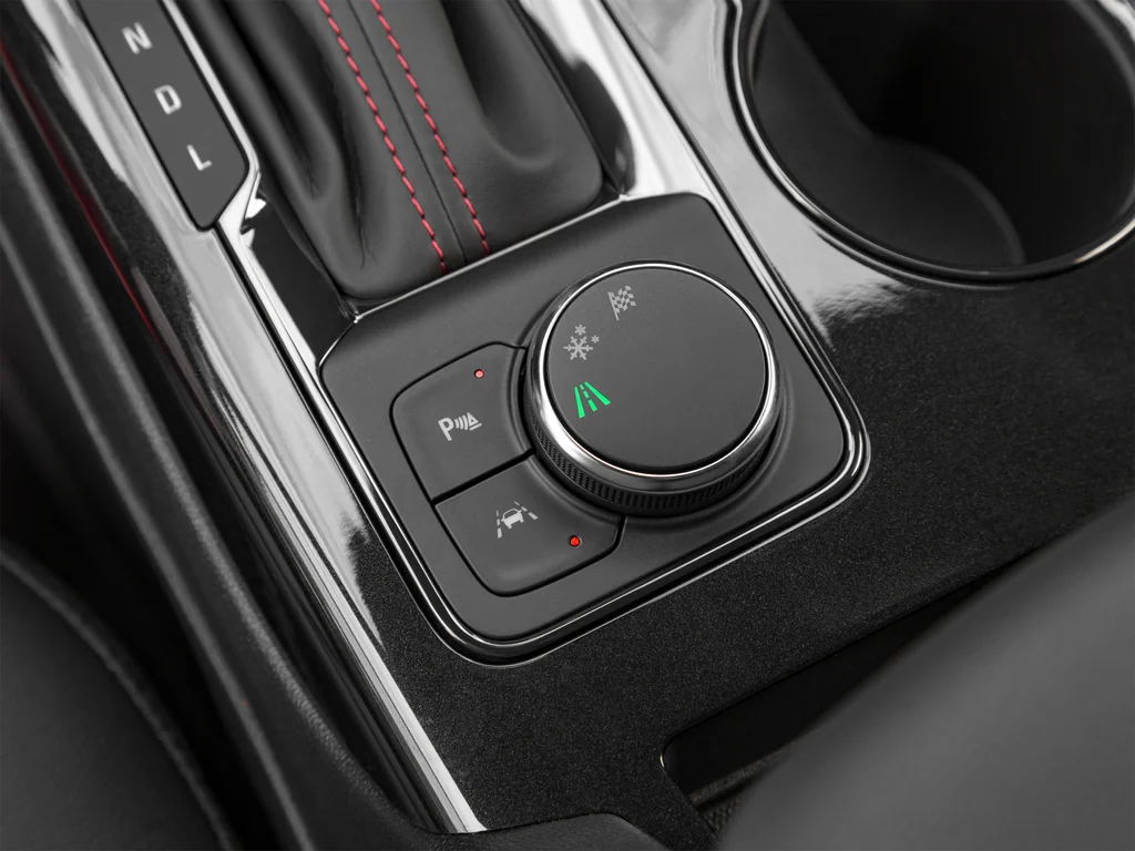 Used 2023 Red Chevrolet LT image 29