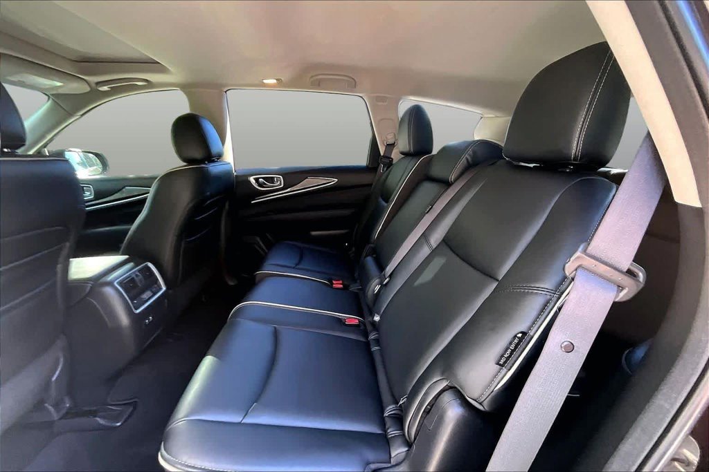 Used 2020 Brown INFINITI PURE image 21