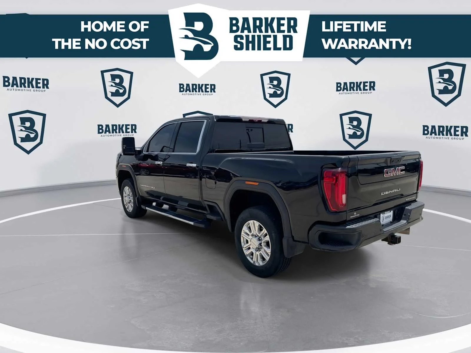Used 2021 Onyx Black GMC Denali image 7