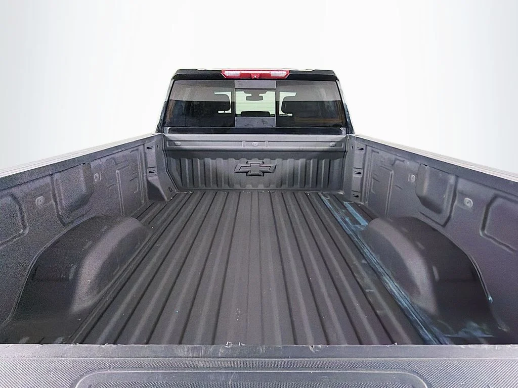 Used 2022 Black Chevrolet LTZ image 23
