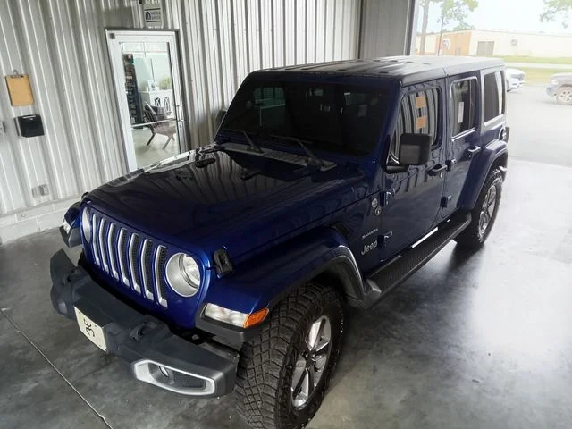 Used 2020 Blue Jeep Unlimited Sahara image 16