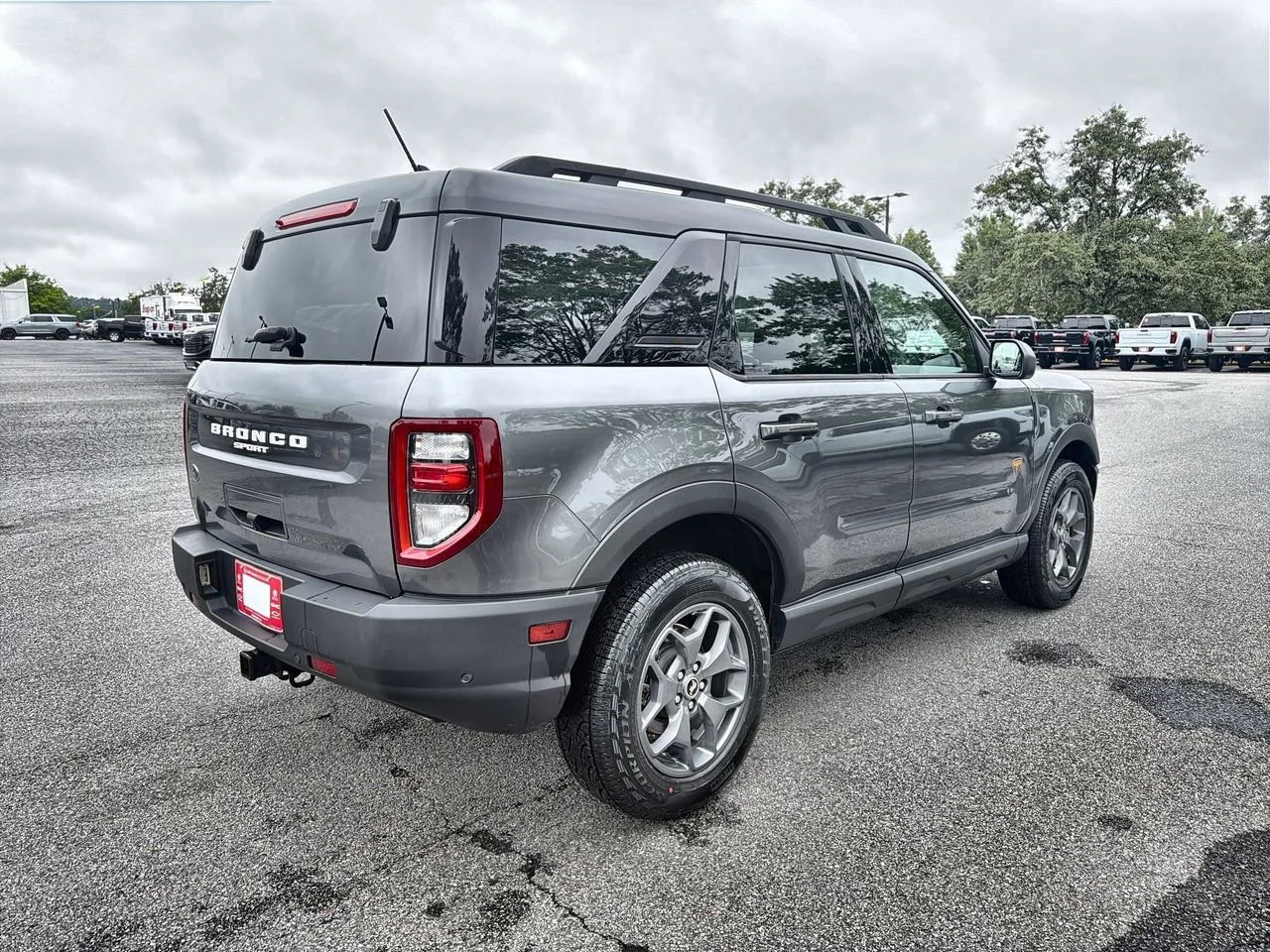 Used 2021 Gray Ford Badlands image 8