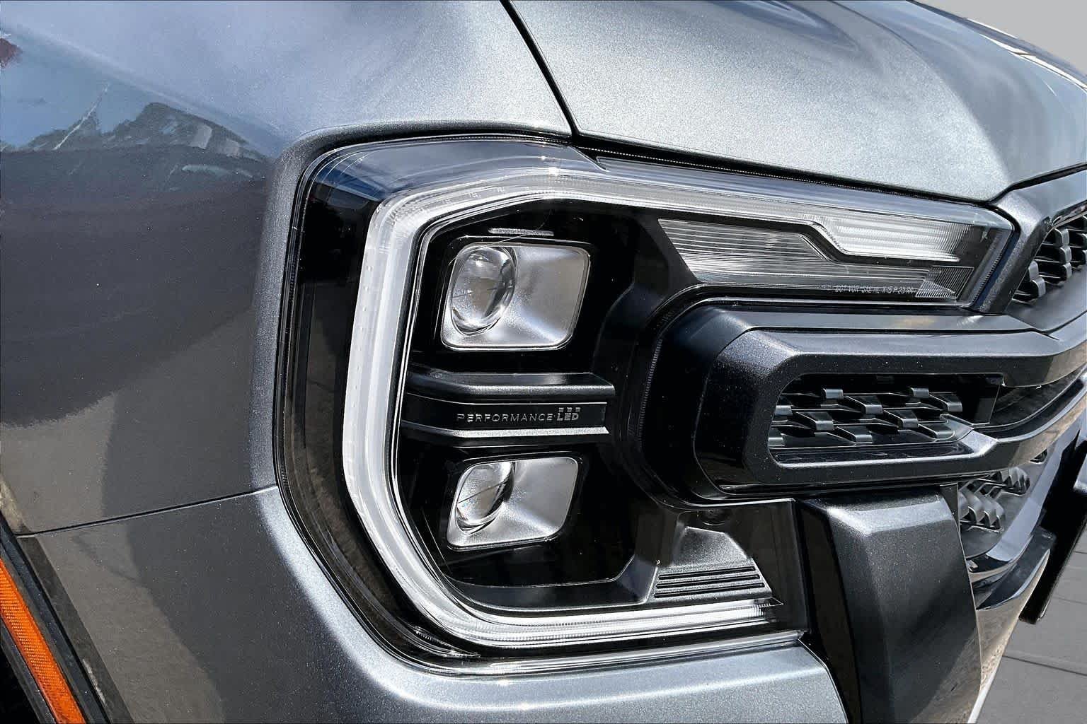 Used 2024 Carbonized Gray Ford LARIAT image 27