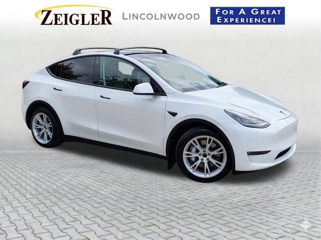 Used 2021 Tesla Model Y Long Range with VIN 5YJYGDEE6MF255382 for sale in Lincolnwood, IL