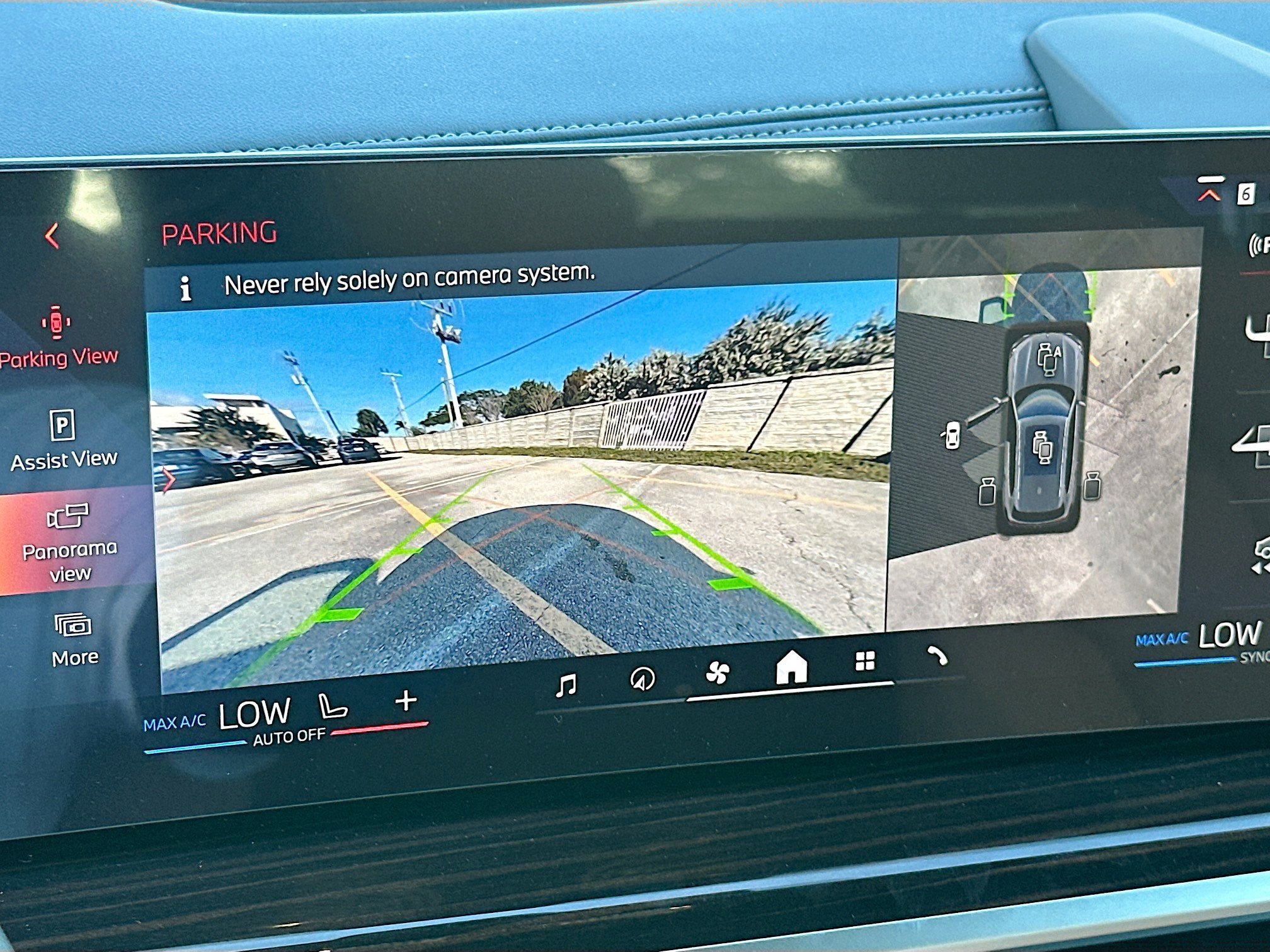New 2026 Skyscraper Grey Metallic BMW sDrive40i image 12