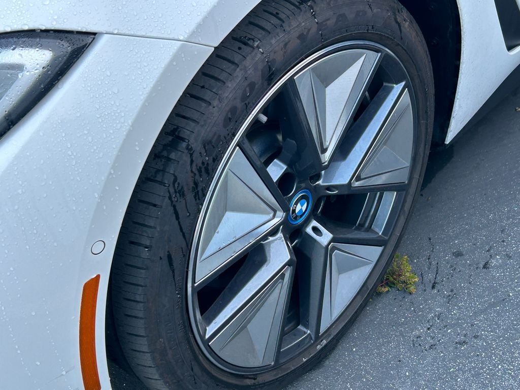 Certified Used 2024 Alpine White BMW eDrive35 image 3