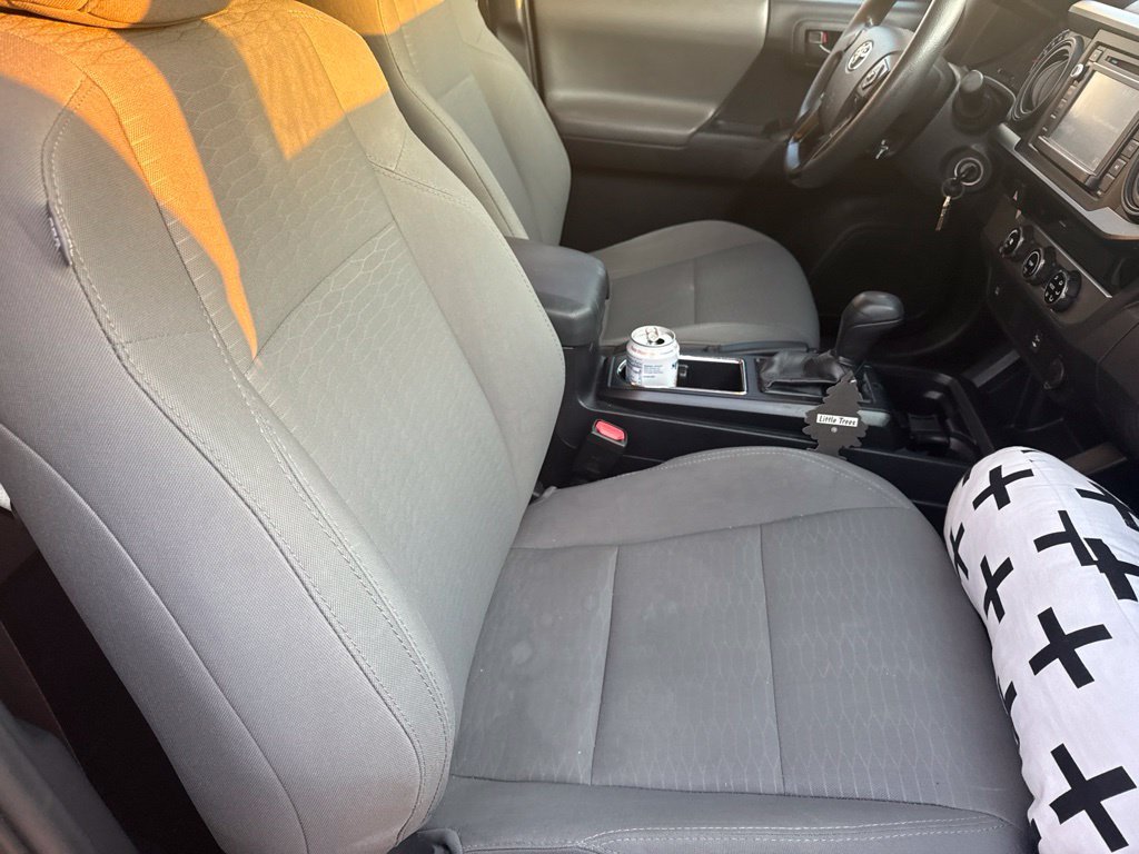 Used 2018 Silver Toyota SR image 7