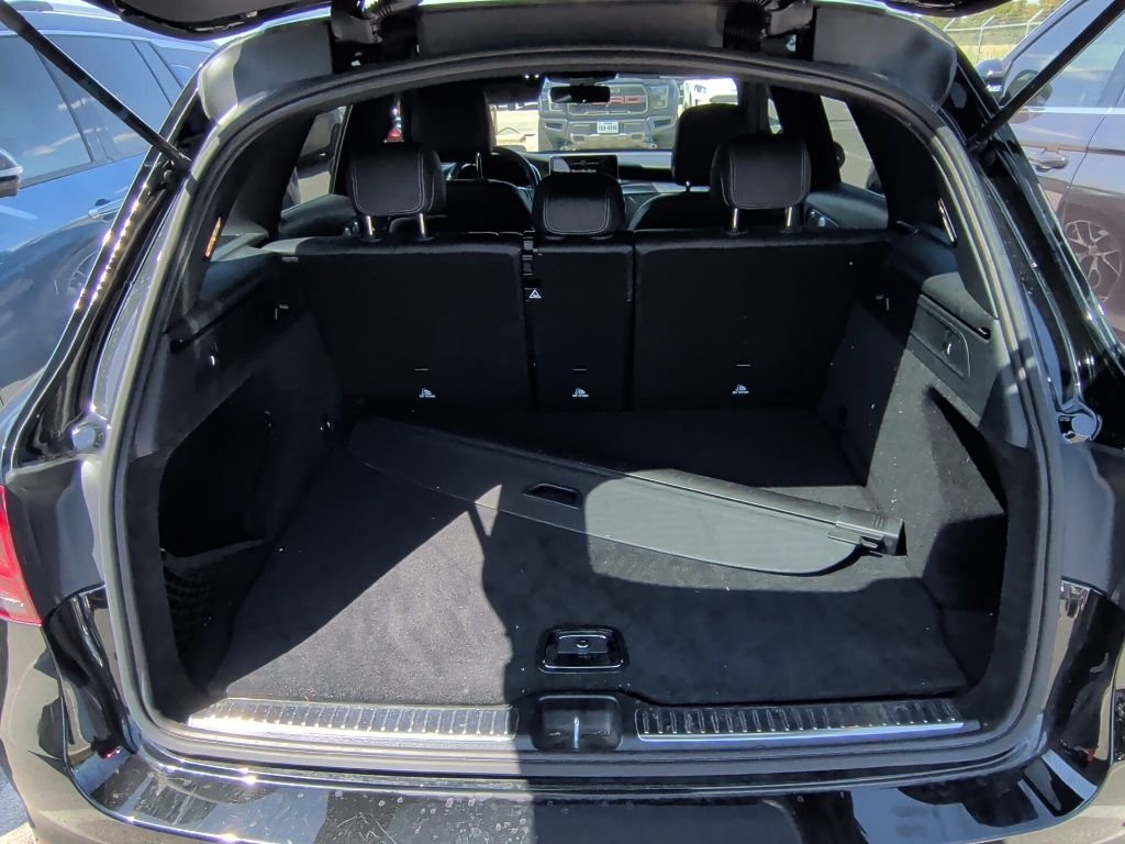 Used 2020 Black Mercedes-Benz GLC 300 image 8