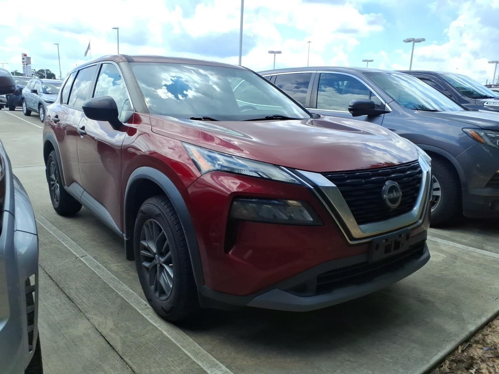 2022 Nissan Rogue S FWD's photo