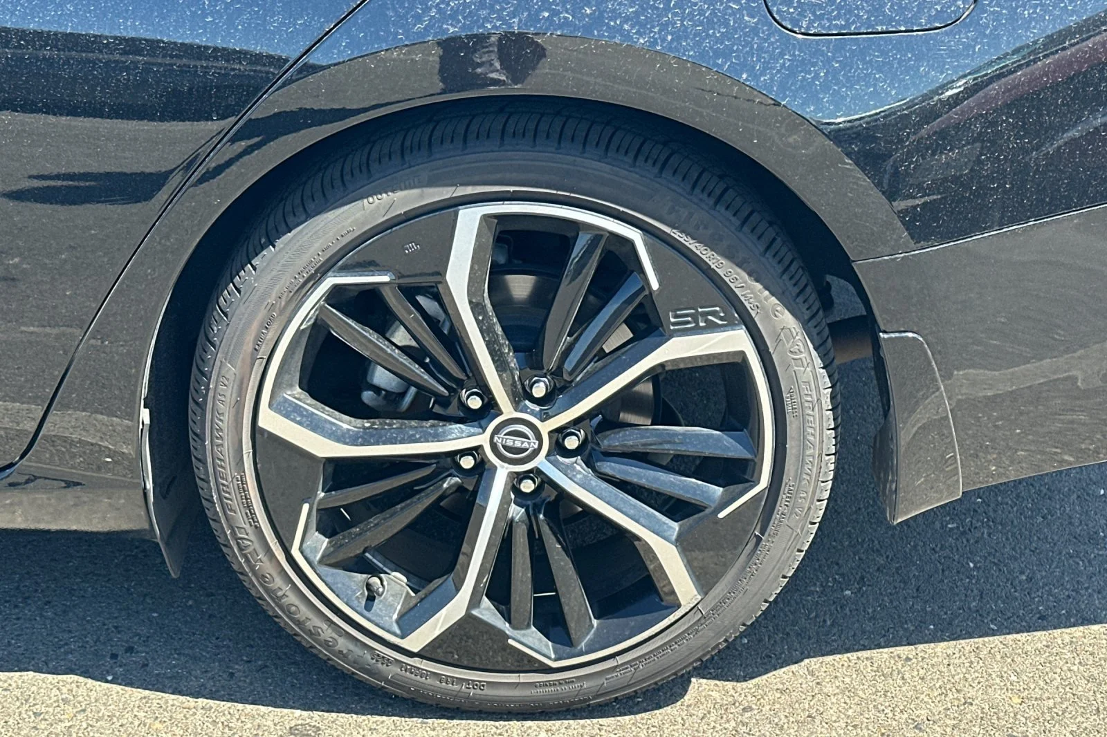 Used 2024 Super Black Nissan 2.5 SR image 4