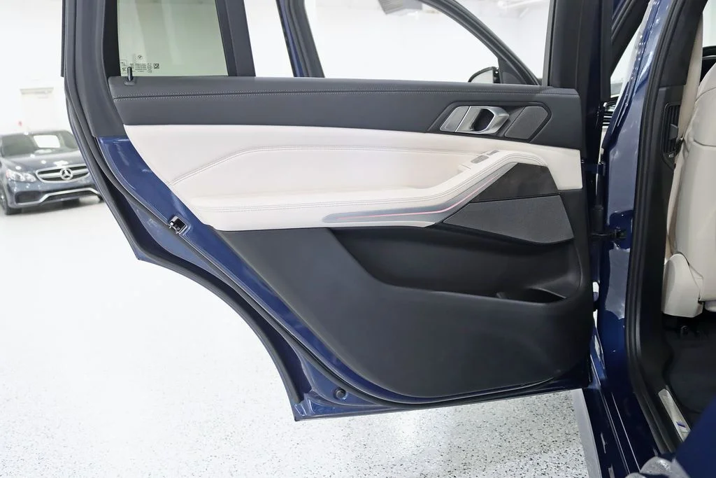 Used 2022 Blue BMW M50i image 41