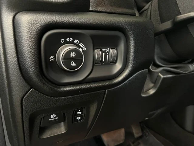 Used 2019 Patriot Blue Pearlcoat Ram Big Horn/Lone Star image 24