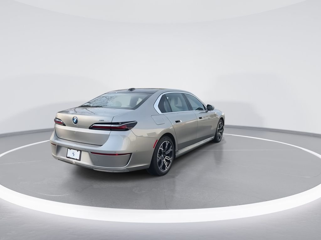 New 2026 Silver BMW xDrive60 image 8