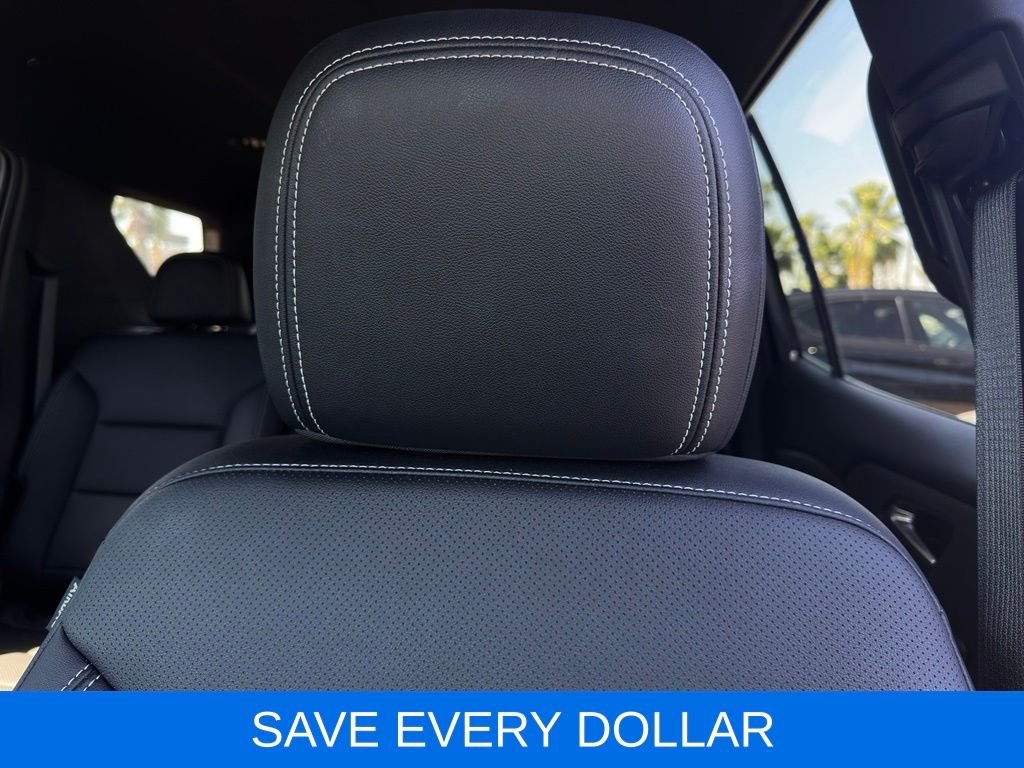 Used 2025 Black Chevrolet LT image 11