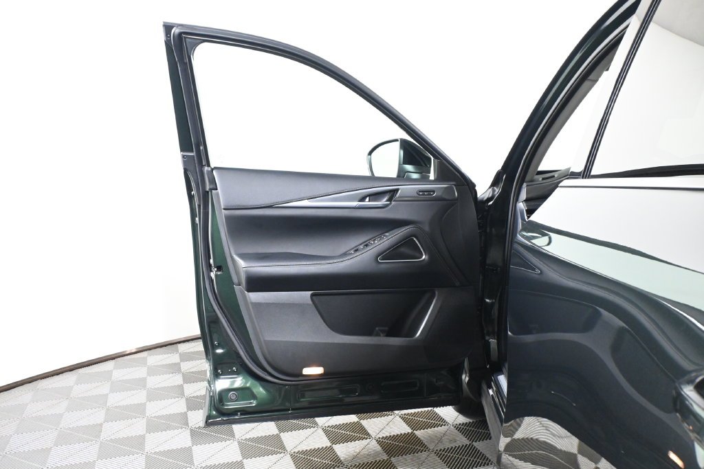 Certified Used 2026  INFINITI LUXE image 30