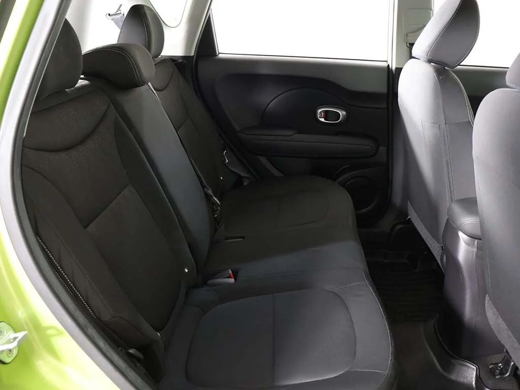 Used 2015 Green Kia Base image 30