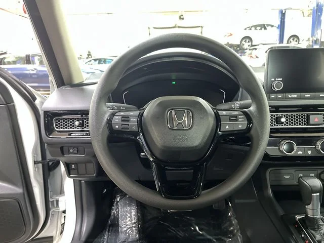 New 2026 Platinum White Pearl Honda LX image 13