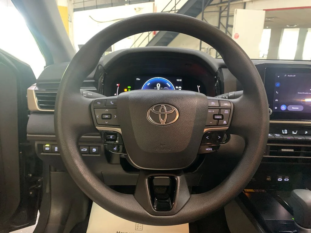 Used 2026  Toyota LE image 26