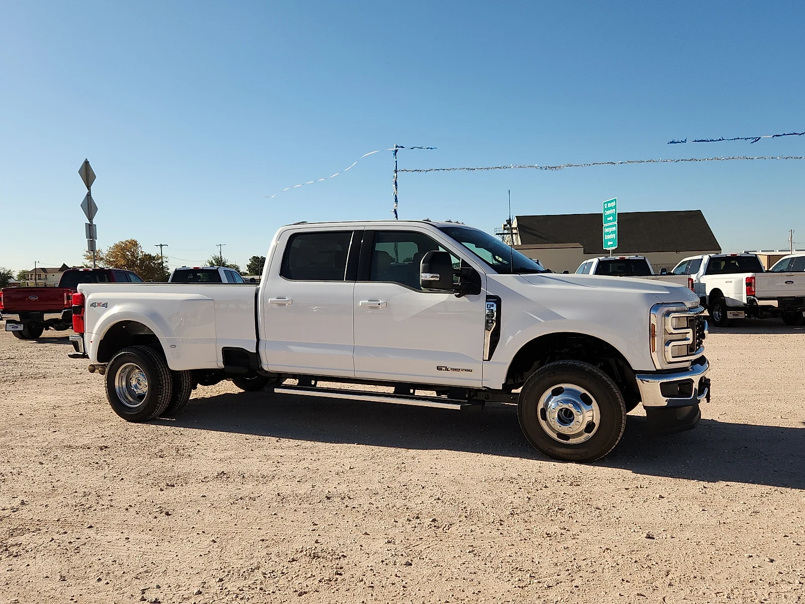New 2026 Oxford White Ford Lariat image 8