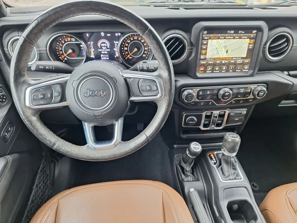 Used 2020 Green Jeep Unlimited Sahara image 22