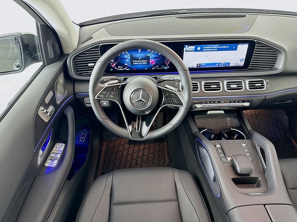 Used 2026 Black Mercedes-Benz GLE 450 image 24