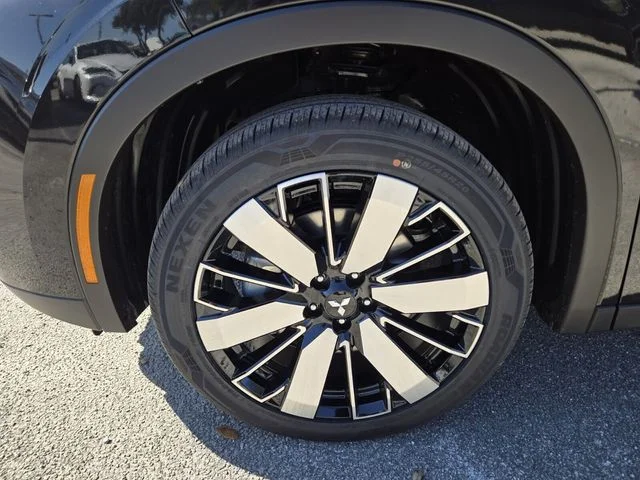 New 2026 Black Mitsubishi SE 1.5T 2WD image 4