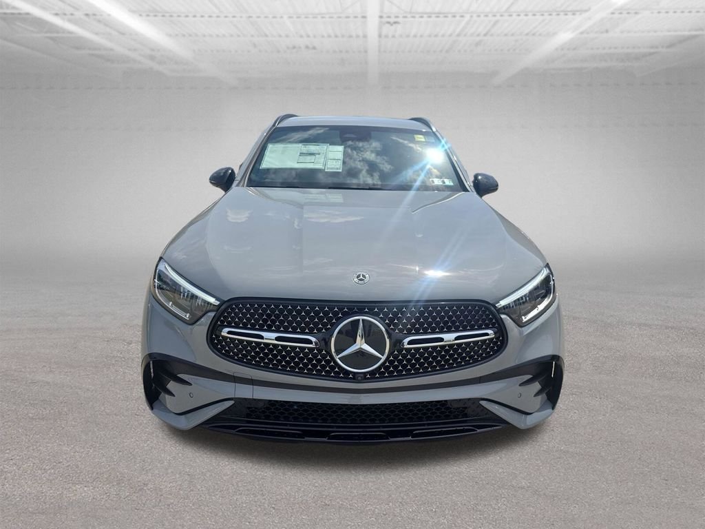 New 2026 MANUFAKTUR Alpine Grey Mercedes-Benz GLC 300 image 8