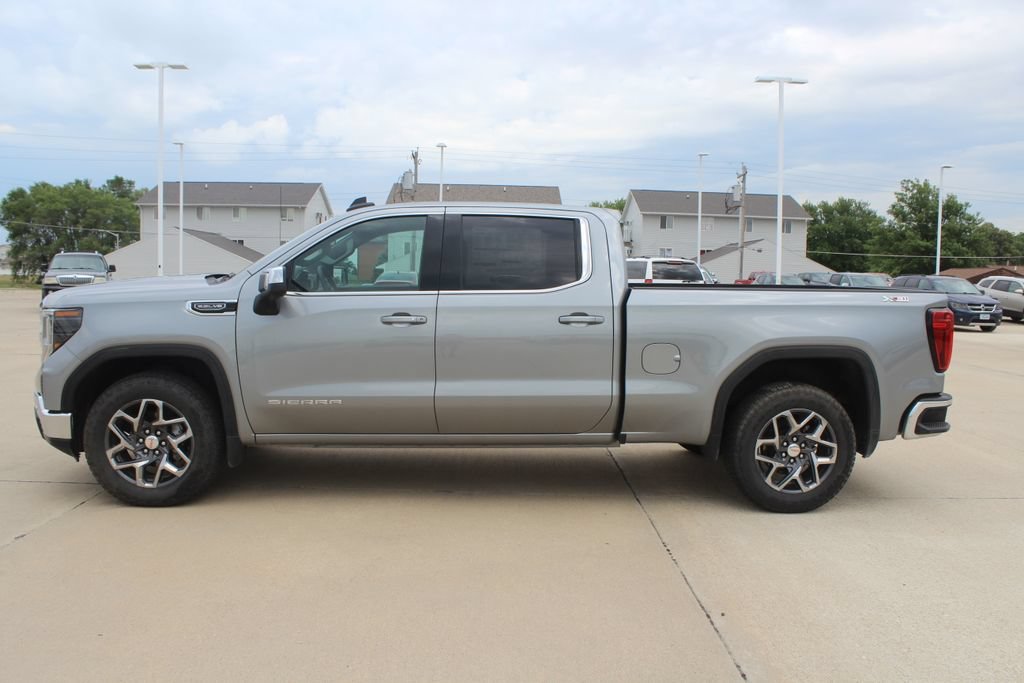 2026 GMC Sierra 1500 SLE - Photo 6