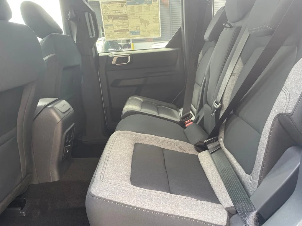 New 2026 AVALANCHE GRAY Ford Big Bend image 18
