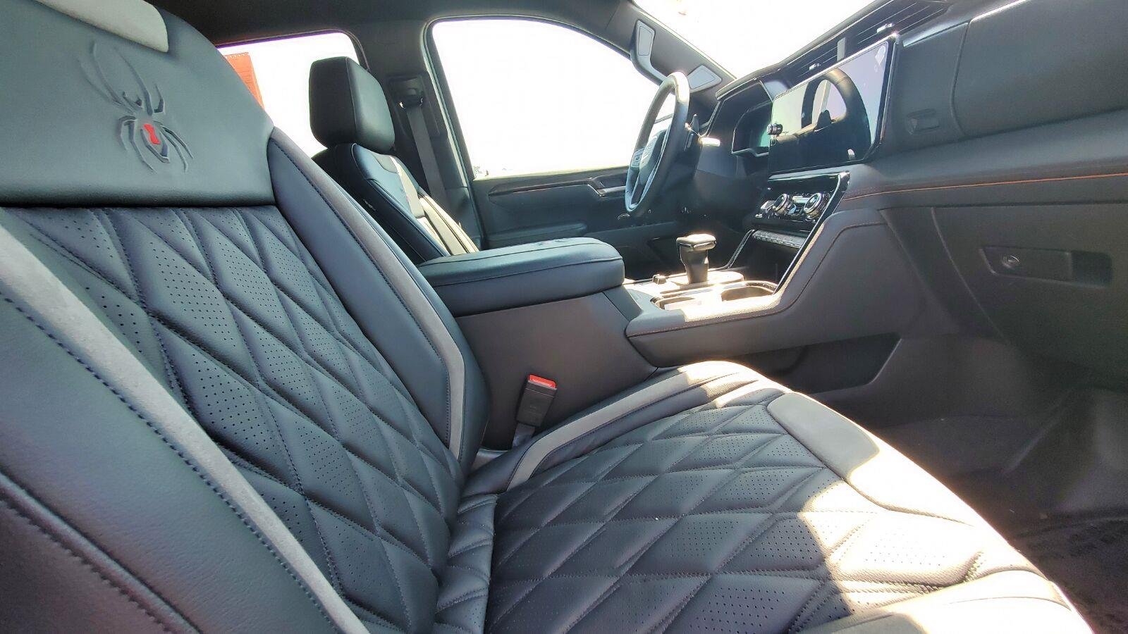 Used 2026 Onyx Black GMC AT4 image 4