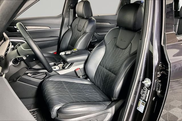 Used 2025 Gray Kia SX-Prestige X-Line image 20
