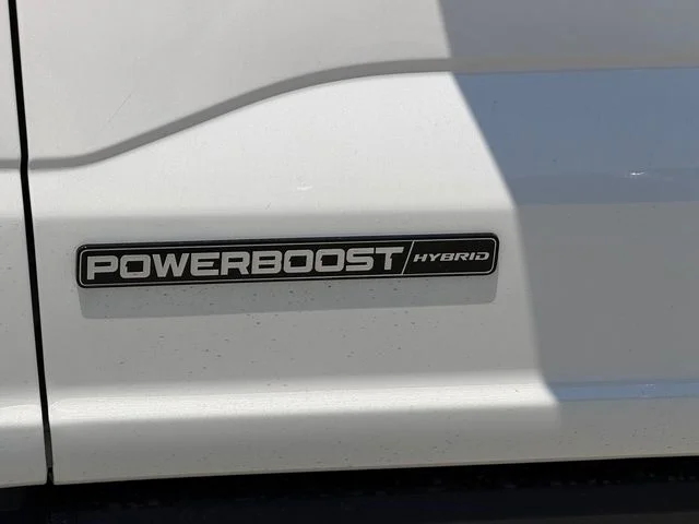 New 2026 Star White Metallic Tri-Coat Ford Platinum® image 6