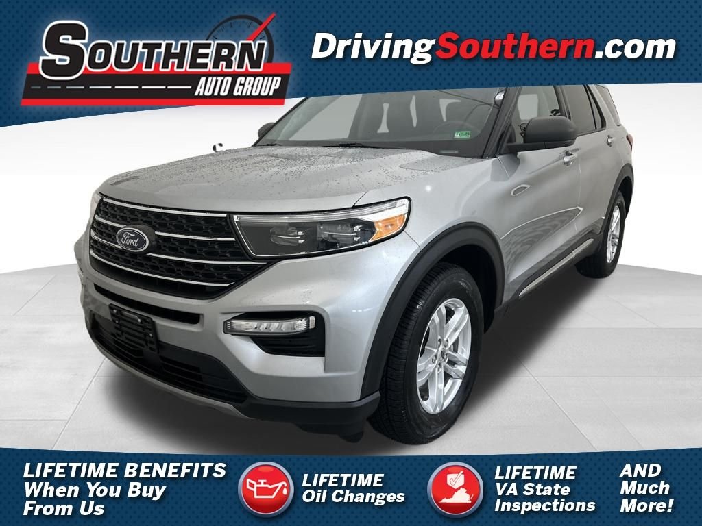 Used 2023 Silver Ford XLT image 1