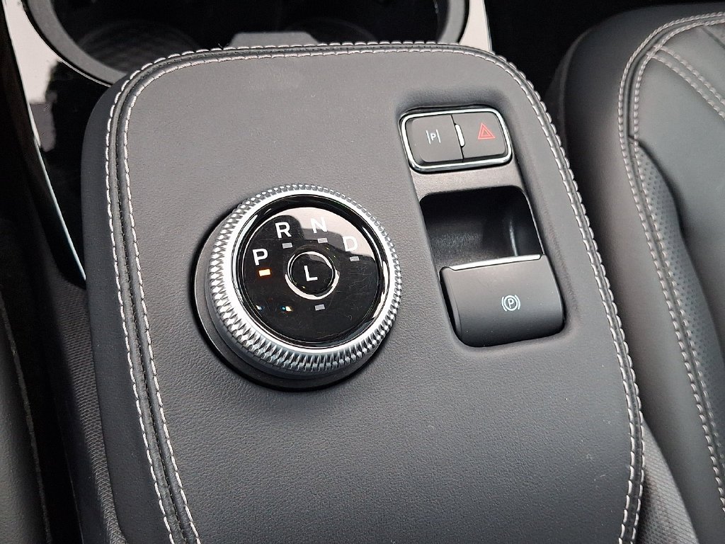 Used 2023 Gray Ford Premium image 15