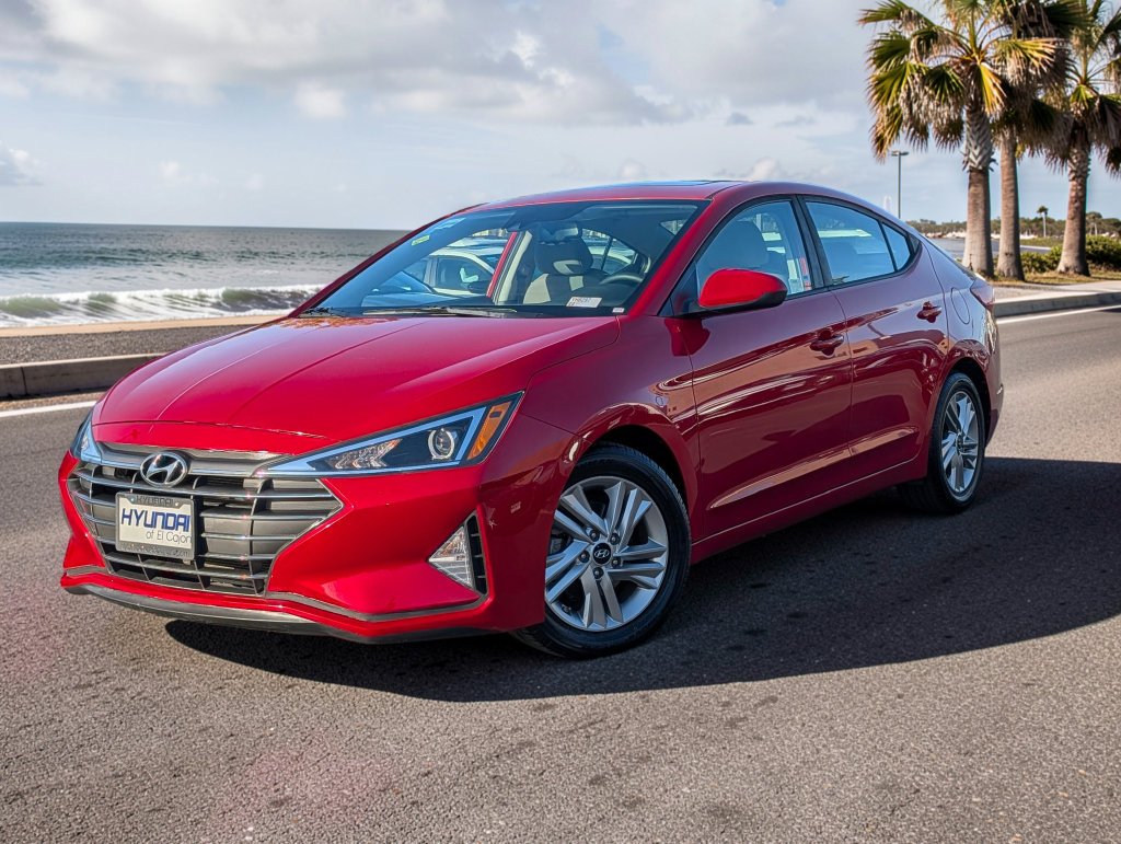 Used 2020 Red Hyundai Value Edition image 2