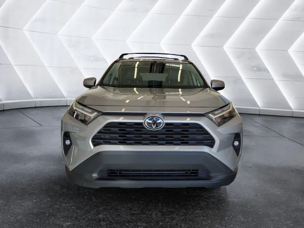 Used 2023 Silver Toyota XLE Premium image 2