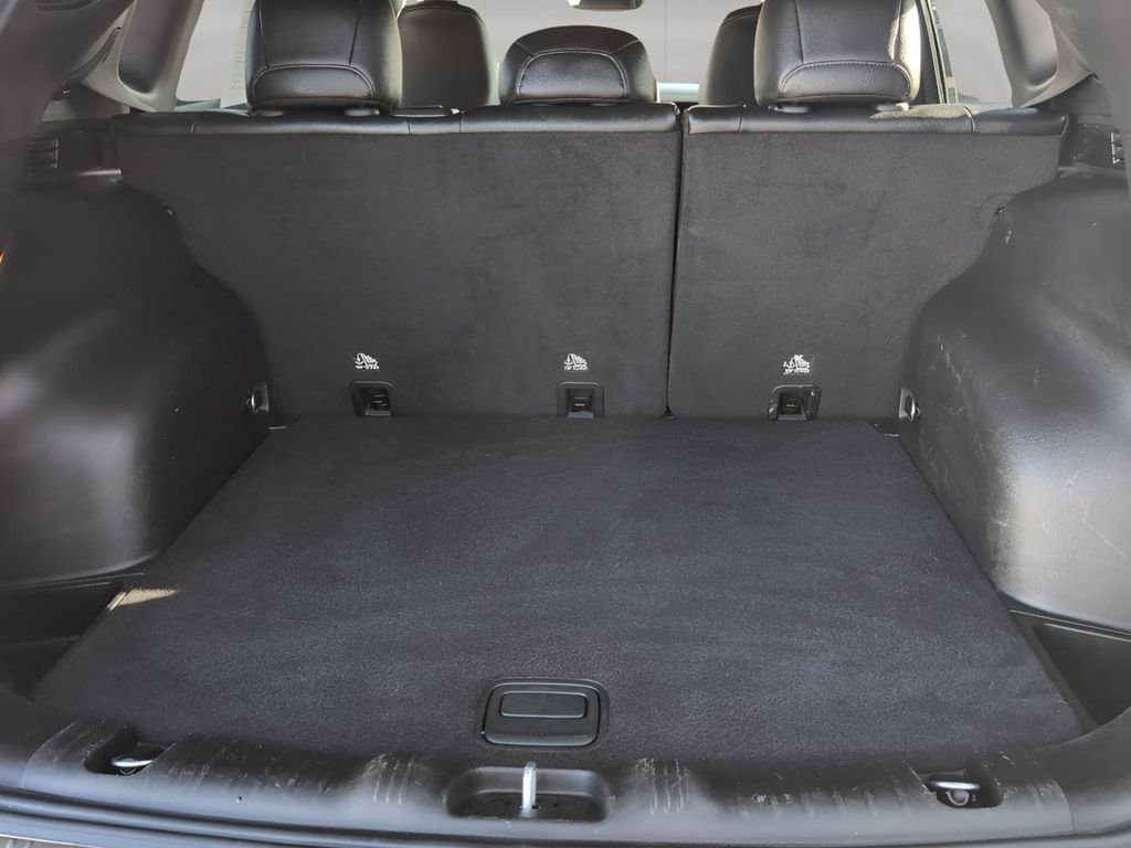 Used 2023 Gray Jeep Trailhawk image 28