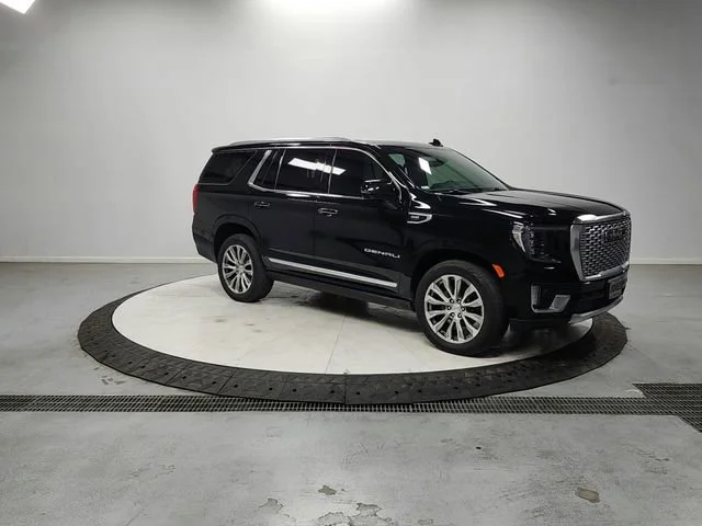 2021 GMC Yukon 4WD Denali's photo