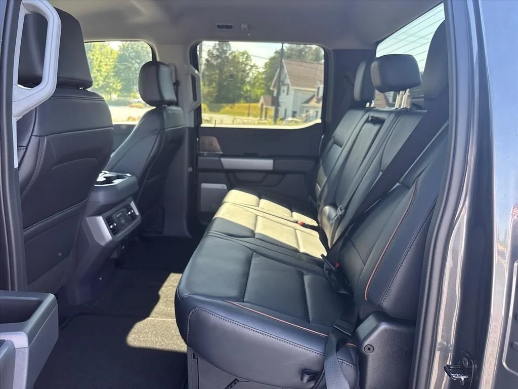 2026 Ford F-350 Super Duty XL - Photo 17