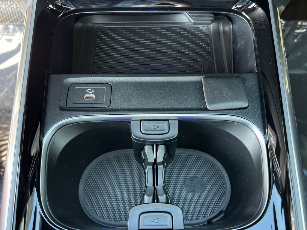 New 2026 Mountain Grey Metallic Mercedes-Benz GLA 250 image 22