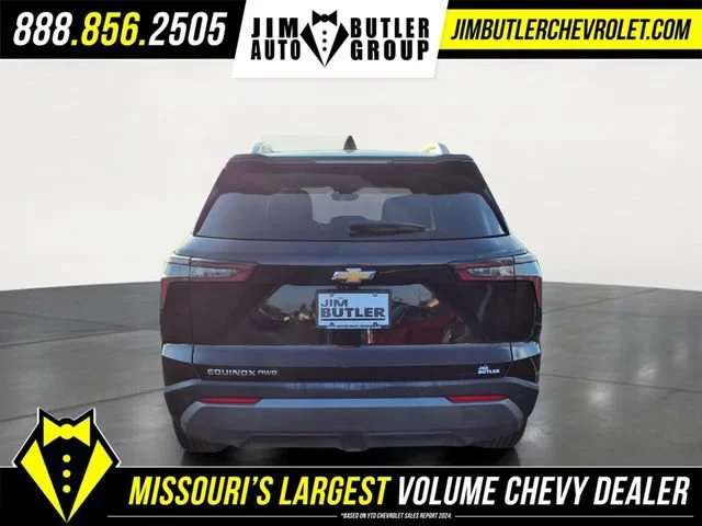 Used 2025 Mosaic Black Metallic Chevrolet LT image 19