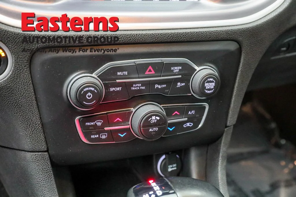 Used 2022 Gray Dodge SXT image 20