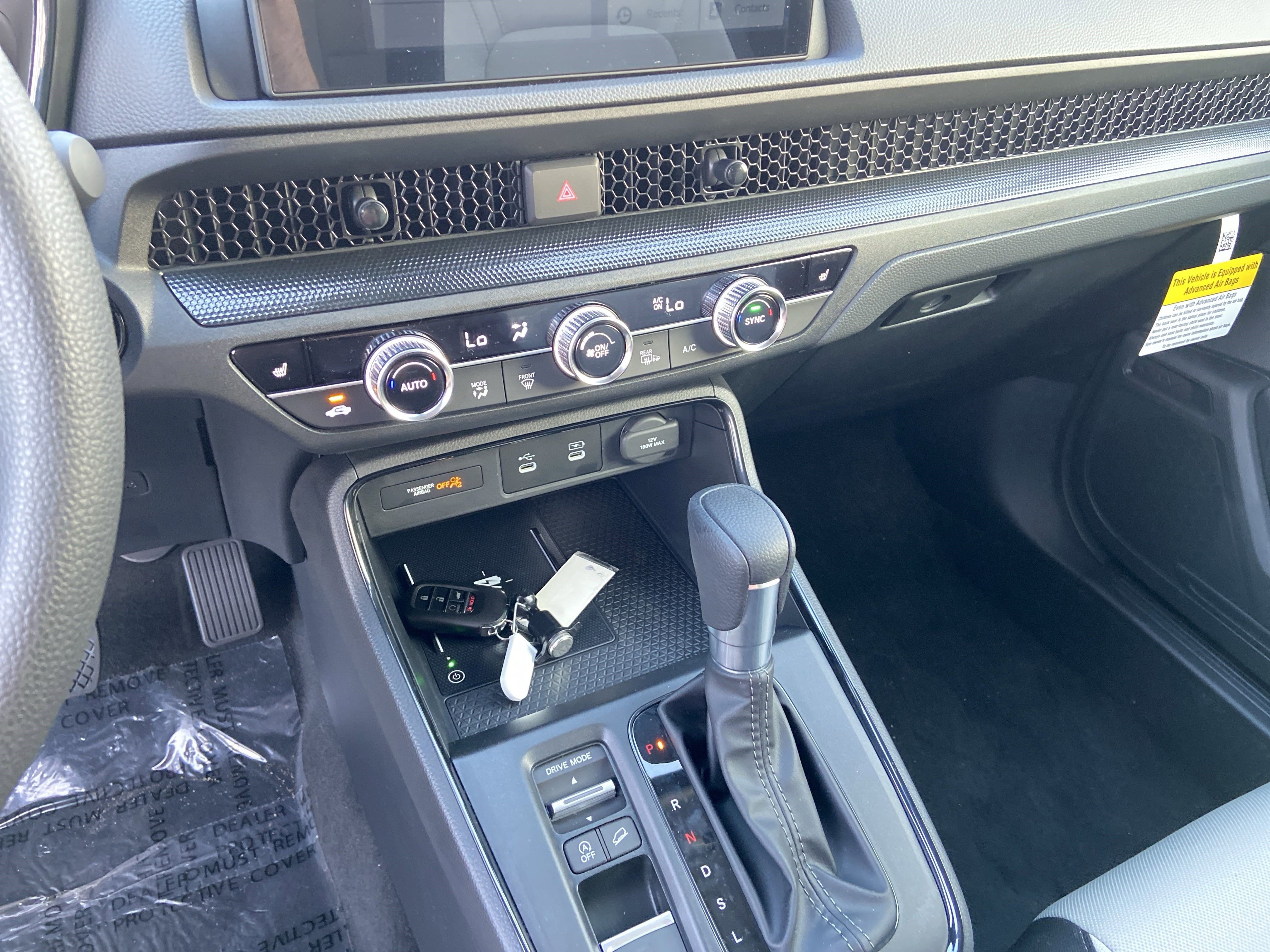 New 2026 Platinum White Pearl Honda EX image 34