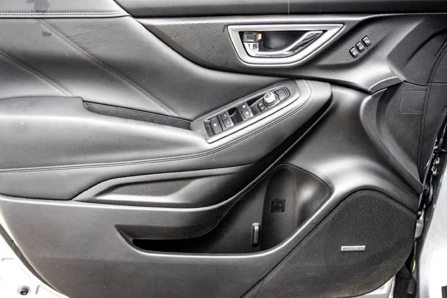 Used 2023 Ice Silver Metallic Subaru Touring image 10