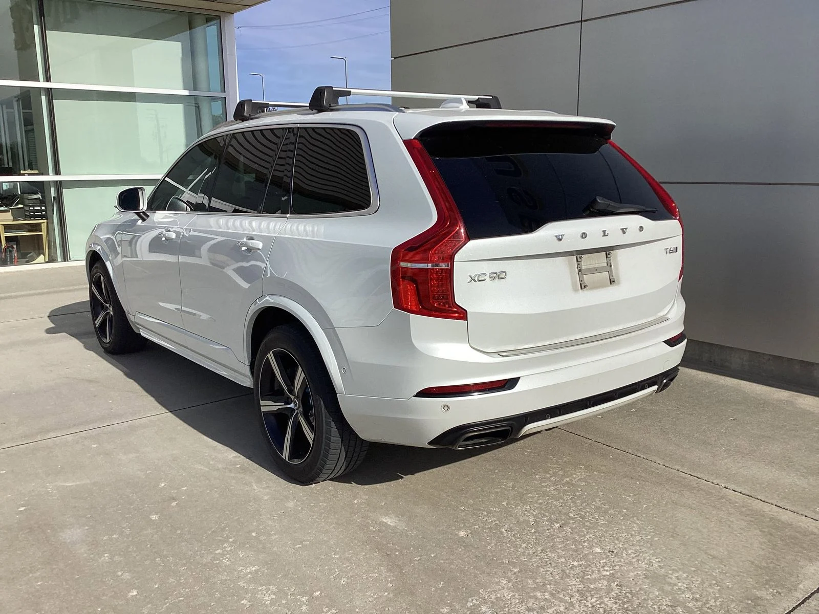 Used 2016 Volvo XC90 R-Design with VIN YV4A22PM9G1053803 for sale in Plattsmouth, NE